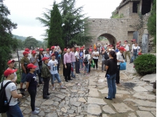 公司組織優秀員工深入老區參觀學習